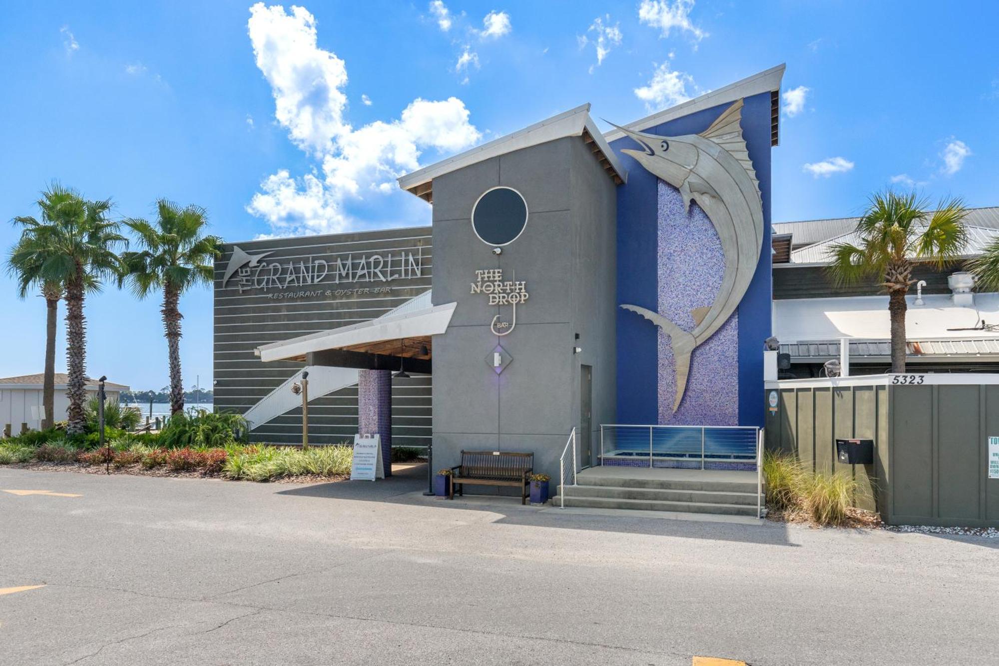 Treasure Shores-3br Beachfront Corner Unit Sleeps 8 With Stunning Gulf Views! Holiday home Panama City Beach