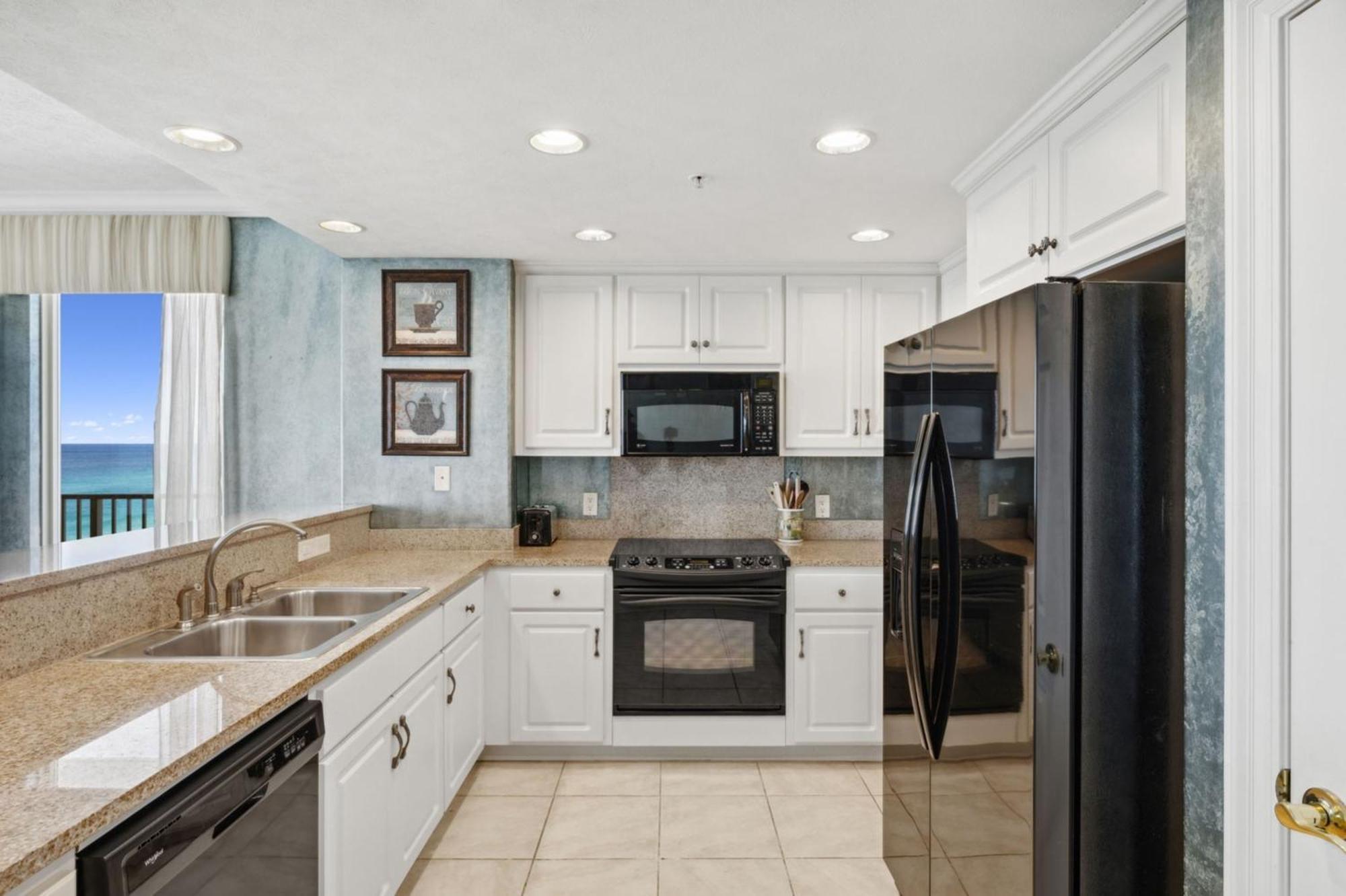 Holiday home Treasure Shores-3br Beachfront Corner Unit Sleeps 8 With Stunning Gulf Views! *