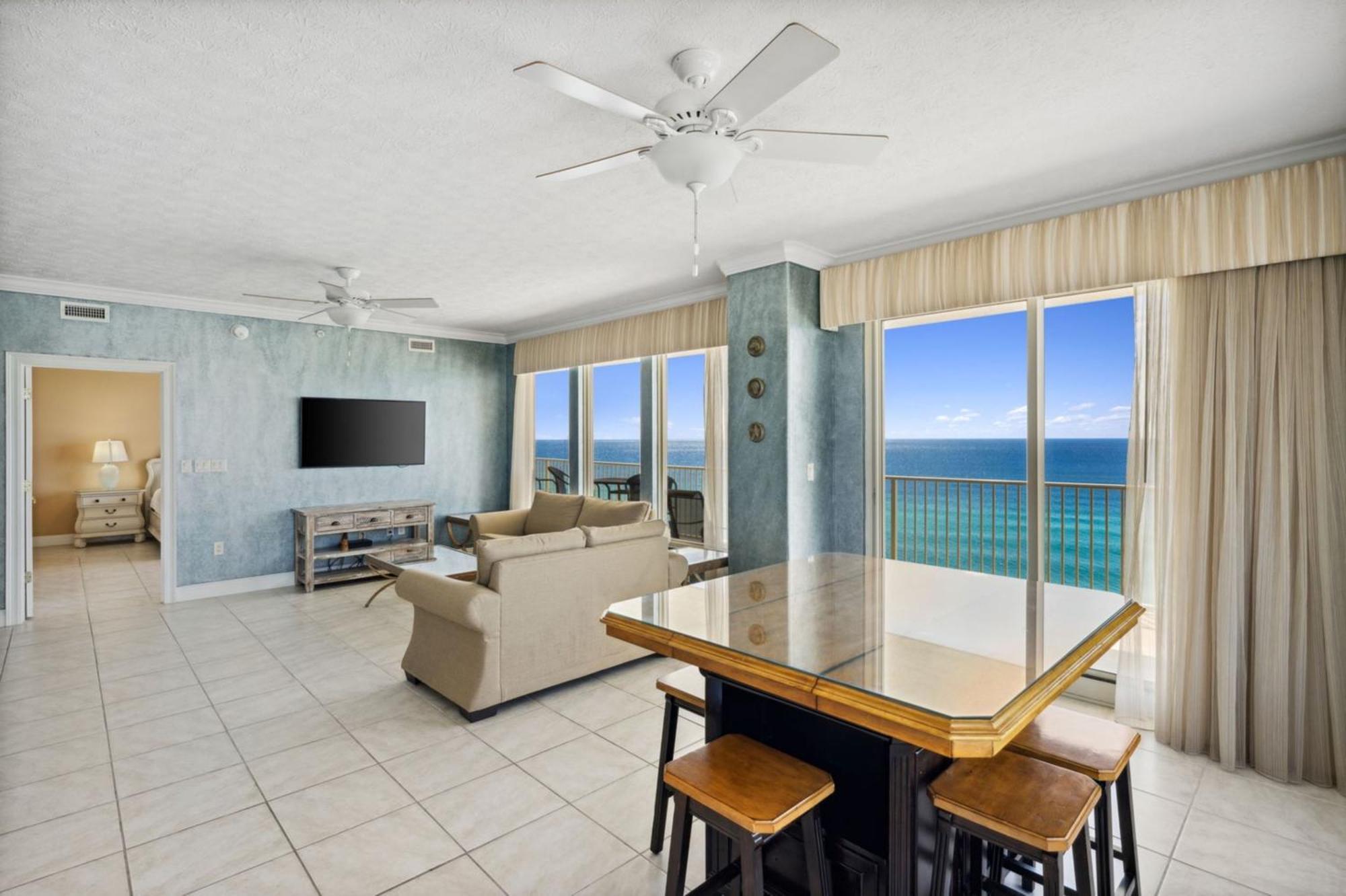 Treasure Shores-3br Beachfront Corner Unit Sleeps 8 With Stunning Gulf Views! *
