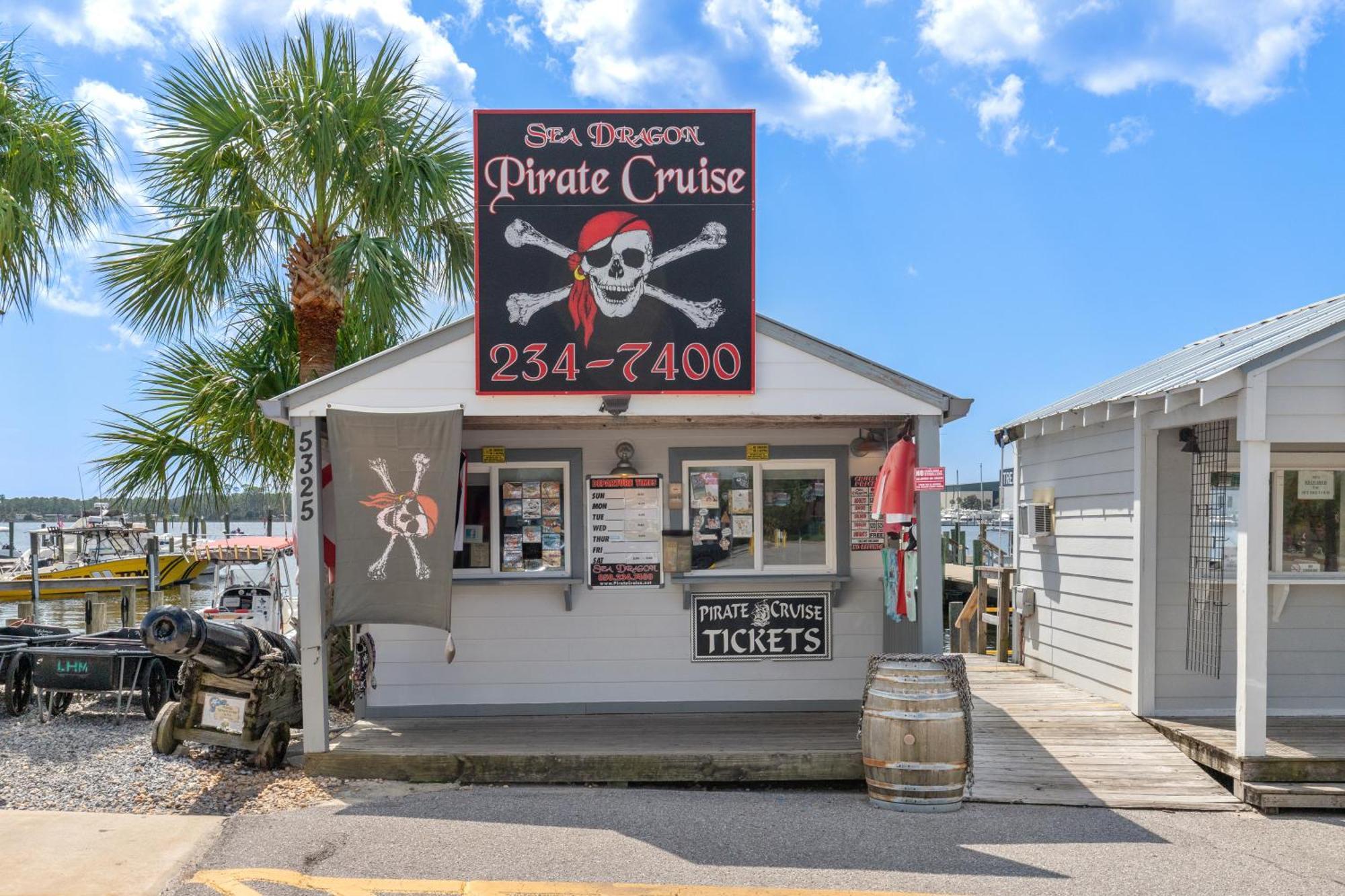 Treasure Shores-3br Beachfront Corner Unit Sleeps 8 With Stunning Gulf Views! Panama City Beach