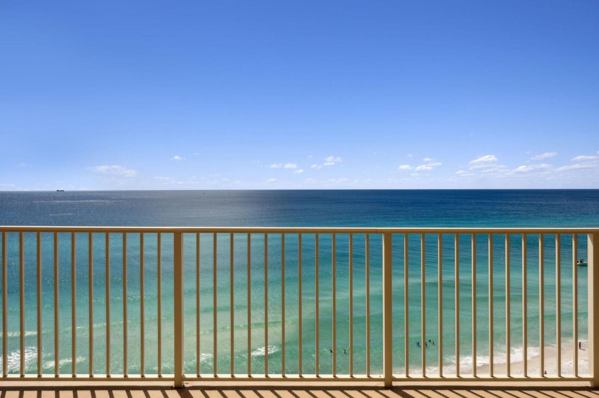 Treasure Shores-3br Beachfront Corner Unit Sleeps 8 With Stunning Gulf Views! Panama City Beach
