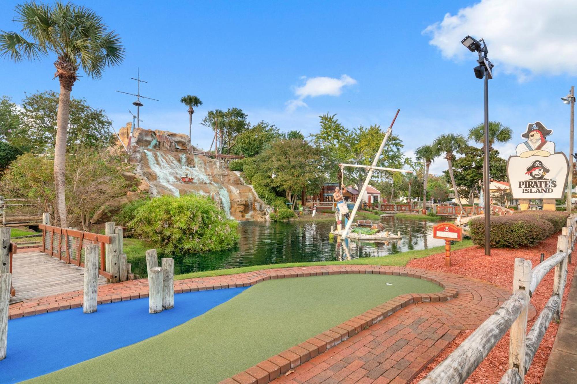 Treasure Shores-3br Beachfront Corner Unit Sleeps 8 With Stunning Gulf Views!
