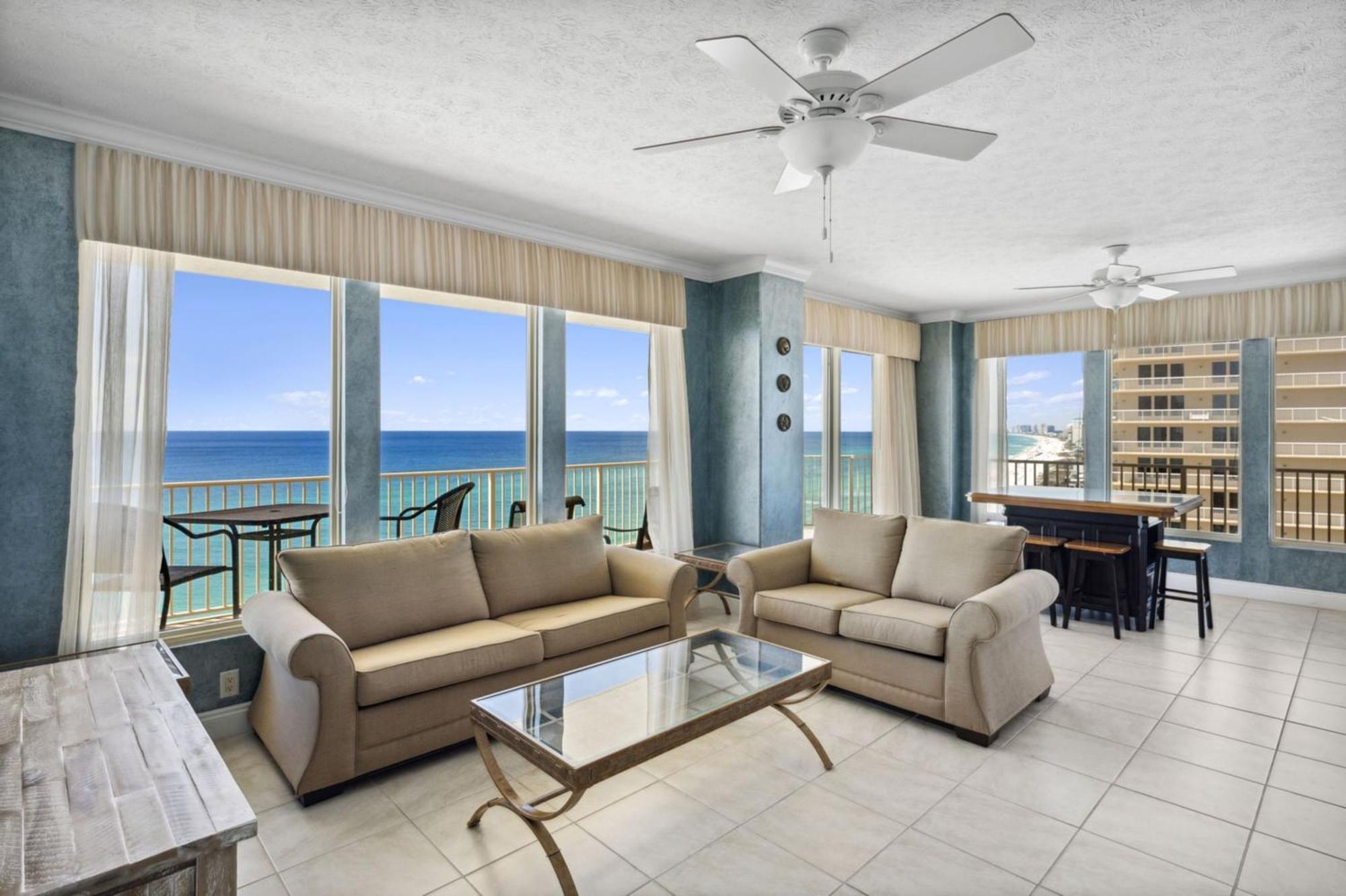 Treasure Shores-3br Beachfront Corner Unit Sleeps 8 With Stunning Gulf Views! Holiday home Panama City Beach